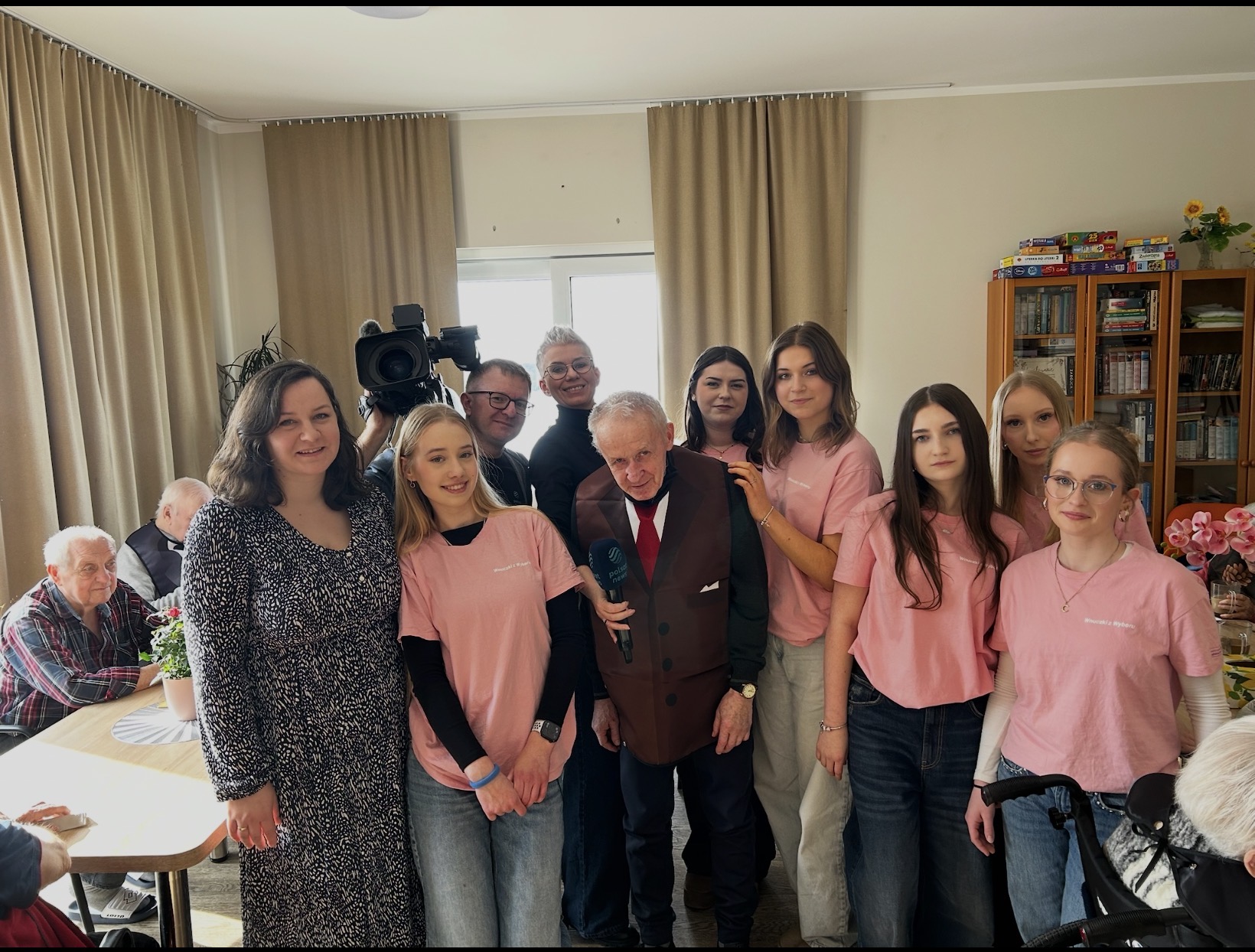 Projekt „Wnuczki z wyboru” realizowany jest w ramach ogólnopolskiej olimpiady „Zwolnieni z teorii”